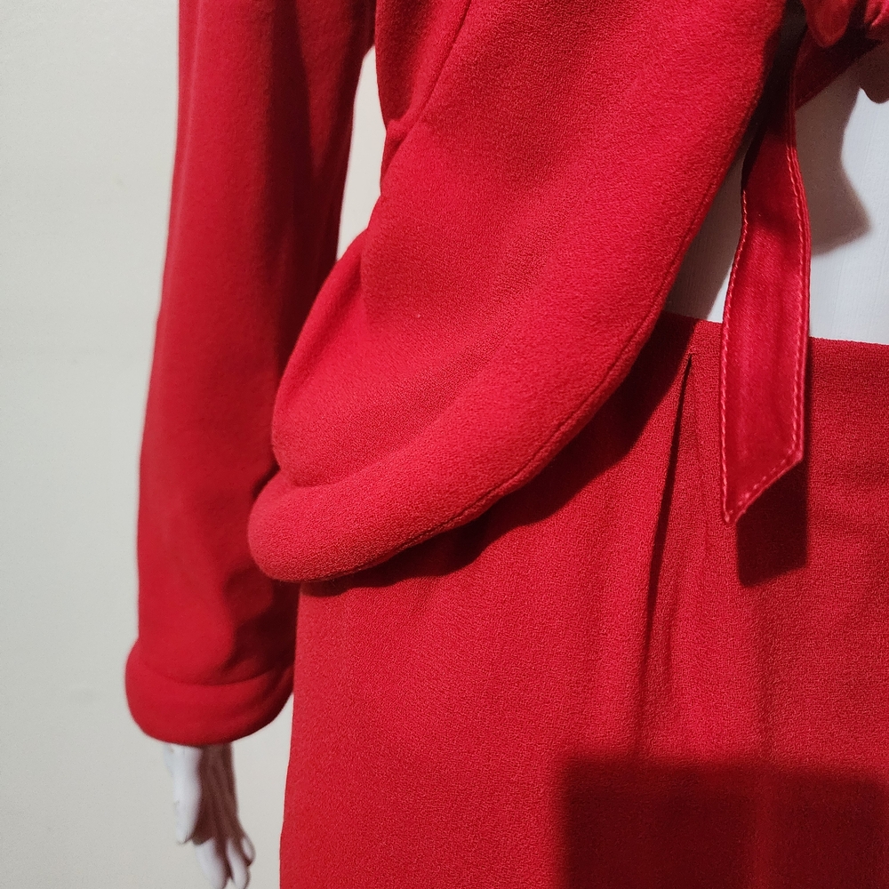 Red Two-Piece Skirt Set - Picture 5 of 12